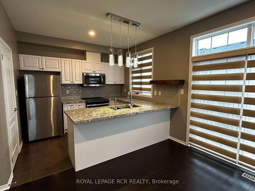 41-60 First, Orangeville, ON - Indoor Photo Showing Kitchen With Double Sink