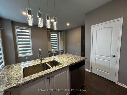 41-60 First, Orangeville, ON - Indoor Photo Showing Kitchen With Double Sink