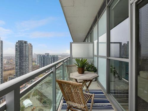 3401-33 Shore Breeze Dr, Toronto, ON - Outdoor With View With Exterior