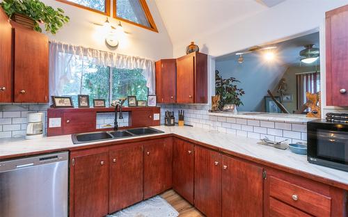 7680 Mountain Drive, Anglemont, BC - Indoor Photo Showing Kitchen With Double Sink