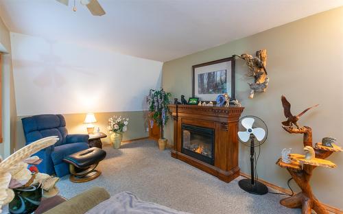 7680 Mountain Drive, Anglemont, BC - Indoor With Fireplace