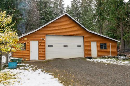 7680 Mountain Drive, Anglemont, BC - Outdoor With Exterior