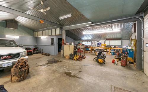 7680 Mountain Drive, Anglemont, BC - Indoor Photo Showing Garage