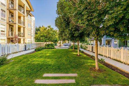 314-563 Yates Road, Kelowna, BC - Outdoor