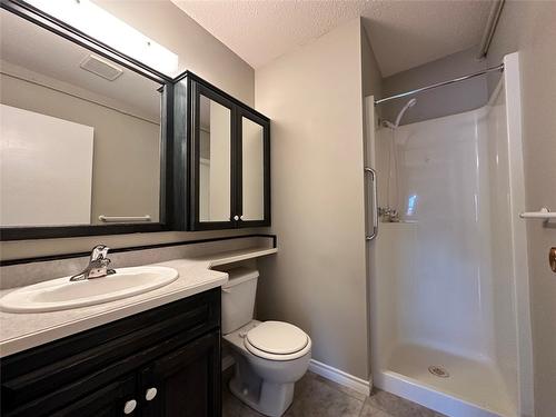 409-284 Yorkton Avenue, Penticton, BC - Indoor Photo Showing Bathroom