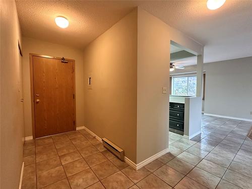 409-284 Yorkton Avenue, Penticton, BC - Indoor Photo Showing Other Room