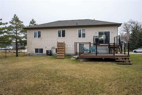 13 Thunder Hill Dr, Stonewall, MB 