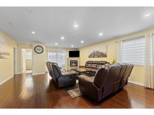 2483 Norcrest, Windsor, ON 