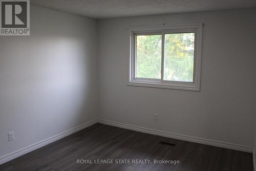 23 Horning Drive, Hamilton, ON - Indoor Photo Showing Other Room