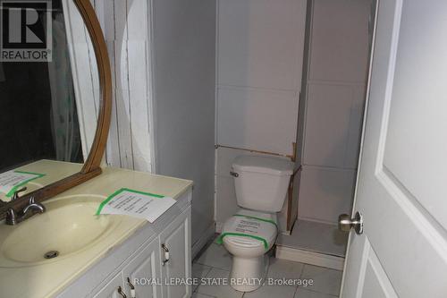 23 Horning Drive, Hamilton, ON - Indoor Photo Showing Bathroom