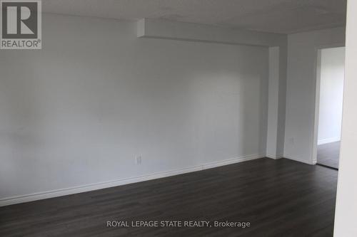 23 Horning Drive, Hamilton, ON - Indoor Photo Showing Other Room