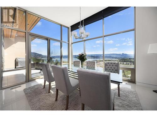 1737 Scott Crescent, West Kelowna, BC - Indoor Photo Showing Dining Room