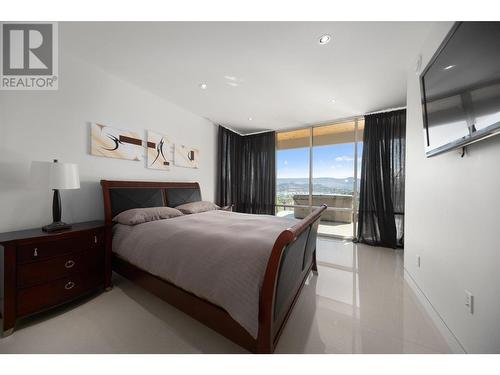 1737 Scott Crescent, West Kelowna, BC - Indoor Photo Showing Bedroom