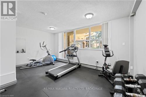 306 - 6390 Huggins Street, Niagara Falls (206 - Stamford), ON - Indoor Photo Showing Gym Room