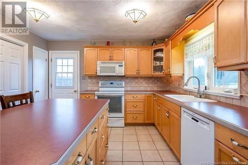 191 Stanley Drive, Sackville, NB - Indoor Photo Showing Kitchen