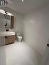 1308 - 127 Broadway Avenue, Toronto, ON  - Indoor Photo Showing Bathroom 