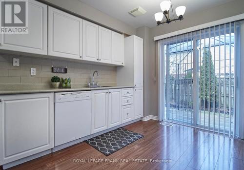 48 - 2800 Courtice Road, Clarington (Courtice), ON - Indoor Photo Showing Kitchen