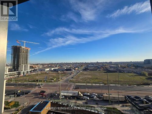 1409 - 2920 Hwy 7 W, Vaughan, ON - Outdoor With View