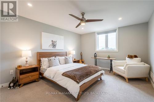 4098 Twenty Third Street, Lincoln, ON - Indoor Photo Showing Bedroom