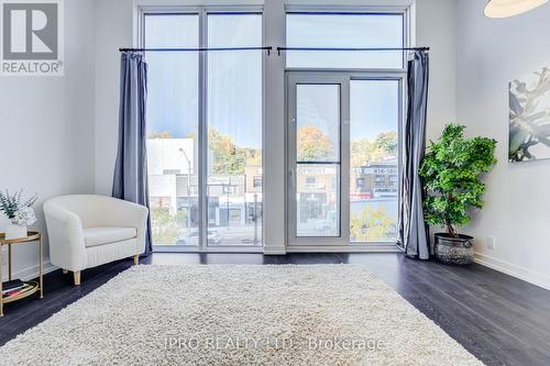 220 - 2020 Bathurst Street, Toronto, ON - Indoor Photo Showing Other Room