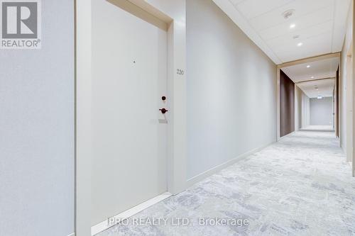 220 - 2020 Bathurst Street, Toronto, ON - Indoor Photo Showing Other Room