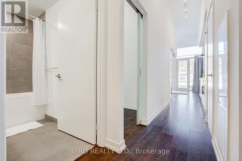 220 - 2020 Bathurst Street, Toronto, ON - Indoor Photo Showing Other Room