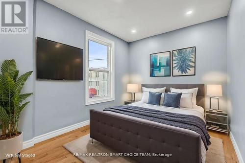 238 Dearborn Avenue, Oshawa, ON - Indoor Photo Showing Bedroom