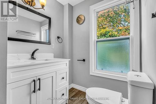 238 Dearborn Avenue, Oshawa, ON - Indoor Photo Showing Bathroom