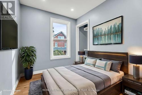 238 Dearborn Avenue, Oshawa, ON - Indoor Photo Showing Bedroom