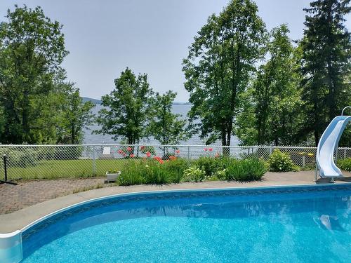 Piscine - 1965 Ch. De La Galère, Saint-Édouard-De-Fabre, QC - Outdoor With In Ground Pool With Backyard