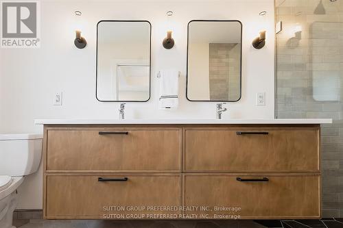 159 Renaissance Drive, St. Thomas, ON - Indoor Photo Showing Bathroom