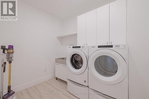 1103 - 260 Villagewalk Boulevard, London, ON - Indoor Photo Showing Laundry Room