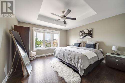 32 Shaw Drive, Amherstburg, ON - Indoor Photo Showing Bedroom