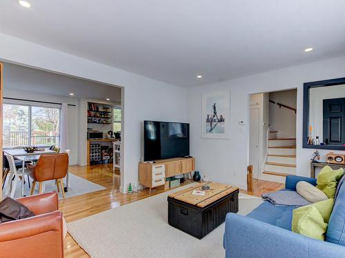 Living room - 1222 Rue Dulude, Saint-Bruno-De-Montarville, QC - Indoor Photo Showing Living Room