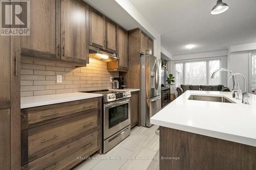 36 Briar Court, Halton Hills, ON - Indoor Photo Showing Kitchen With Stainless Steel Kitchen With Upgraded Kitchen