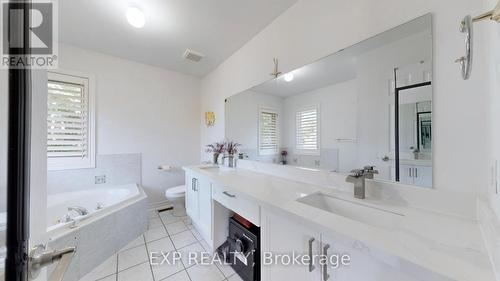 214 Drinkwater Road, Brampton, ON - Indoor Photo Showing Bathroom