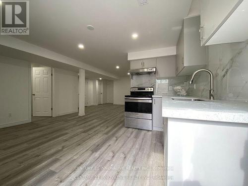 Bmst - 75 Lafayette Boulevard, Whitby, ON - Indoor Photo Showing Kitchen