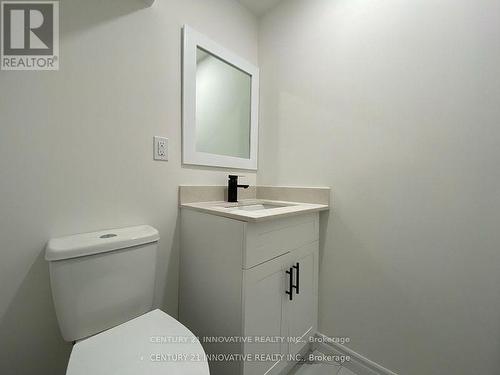 Bmst - 75 Lafayette Boulevard, Whitby, ON - Indoor Photo Showing Bathroom