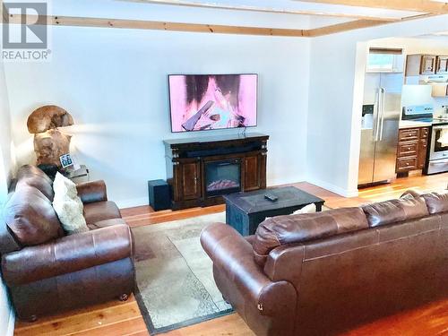 226 Kimberley  N Avenue, Greenwood, BC - Indoor Photo Showing Living Room With Fireplace