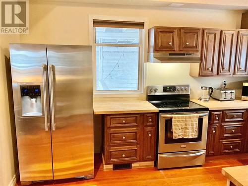 226 Kimberley  N Avenue, Greenwood, BC - Indoor Photo Showing Kitchen