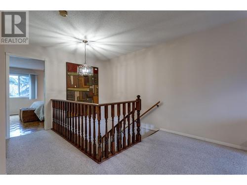 1675 Thayer Court Unit# 11, Kelowna, BC - Indoor Photo Showing Other Room