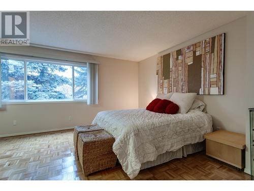 Primary bedroom - 1675 Thayer Court Unit# 11, Kelowna, BC - Indoor Photo Showing Bedroom