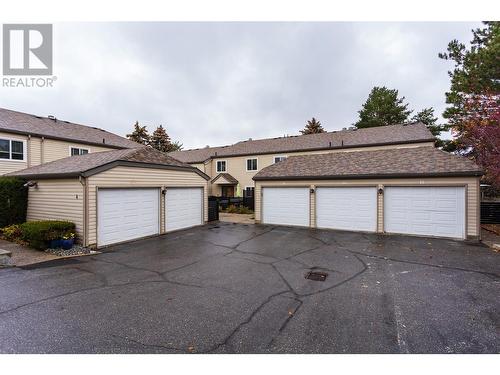 1675 Thayer Court Unit# 11, Kelowna, BC - Outdoor