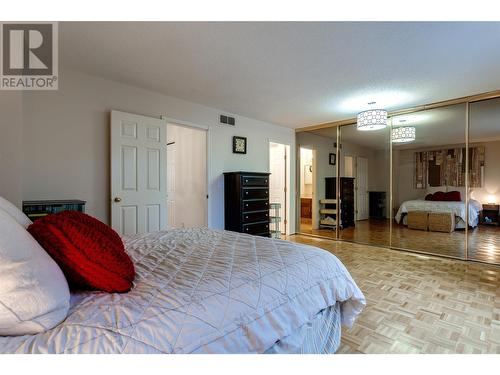 Primary - 1675 Thayer Court Unit# 11, Kelowna, BC - Indoor Photo Showing Bedroom