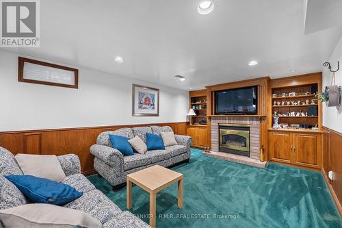 24 Carrick Avenue, Georgina (Keswick North), ON - Indoor Photo Showing Living Room With Fireplace