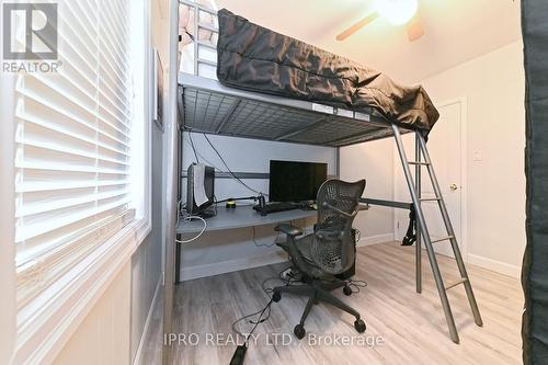 12 Mackenzie Drive, Halton Hills, ON - Indoor Photo Showing Office