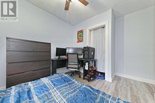 12 Mackenzie Drive, Halton Hills, ON - Indoor Photo Showing Bedroom