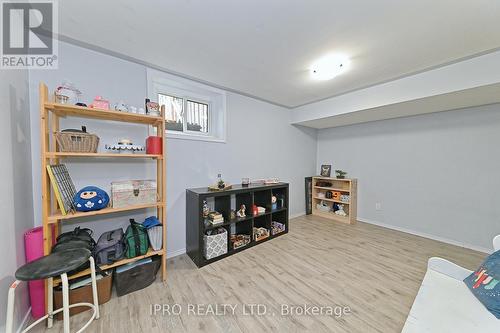 12 Mackenzie Drive, Halton Hills, ON - Indoor Photo Showing Other Room