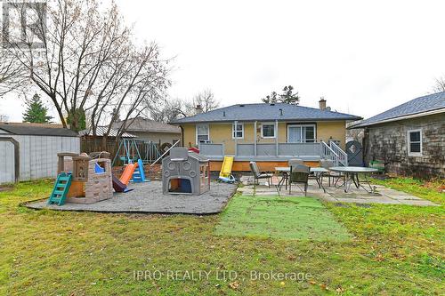 12 Mackenzie Drive, Halton Hills, ON - Outdoor With Deck Patio Veranda With Backyard