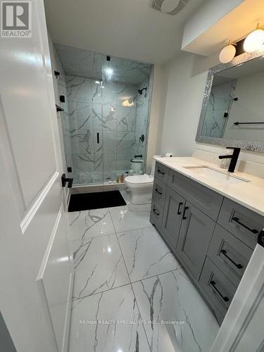 54 Berkwood Hollow Crescent, Brampton, ON - Indoor Photo Showing Bathroom